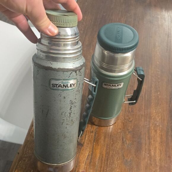 Stanley Classic Green and Silver Thermos Duo Vintage - Picture 5 of 7